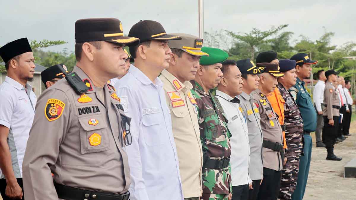 AKBP Kurnia Setyawan Pimpin Apel Operasi Ketupat Lancang Kuning 2024 di Meranti
