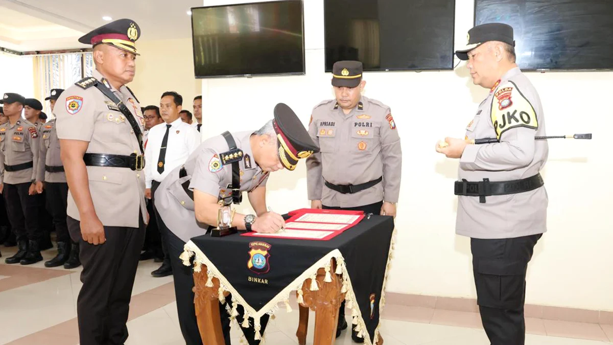 Mutasi Jabatan Kembali Bergulir di Kepri, Kombes Pol Tato Pamungkas Suyono Jabat Irwasda Polda Kepri