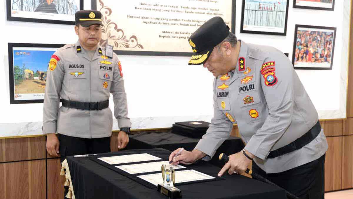 Kombes Pol Yimmy Kurniawan Resmi Jabat Karo SDM Polda Kepri